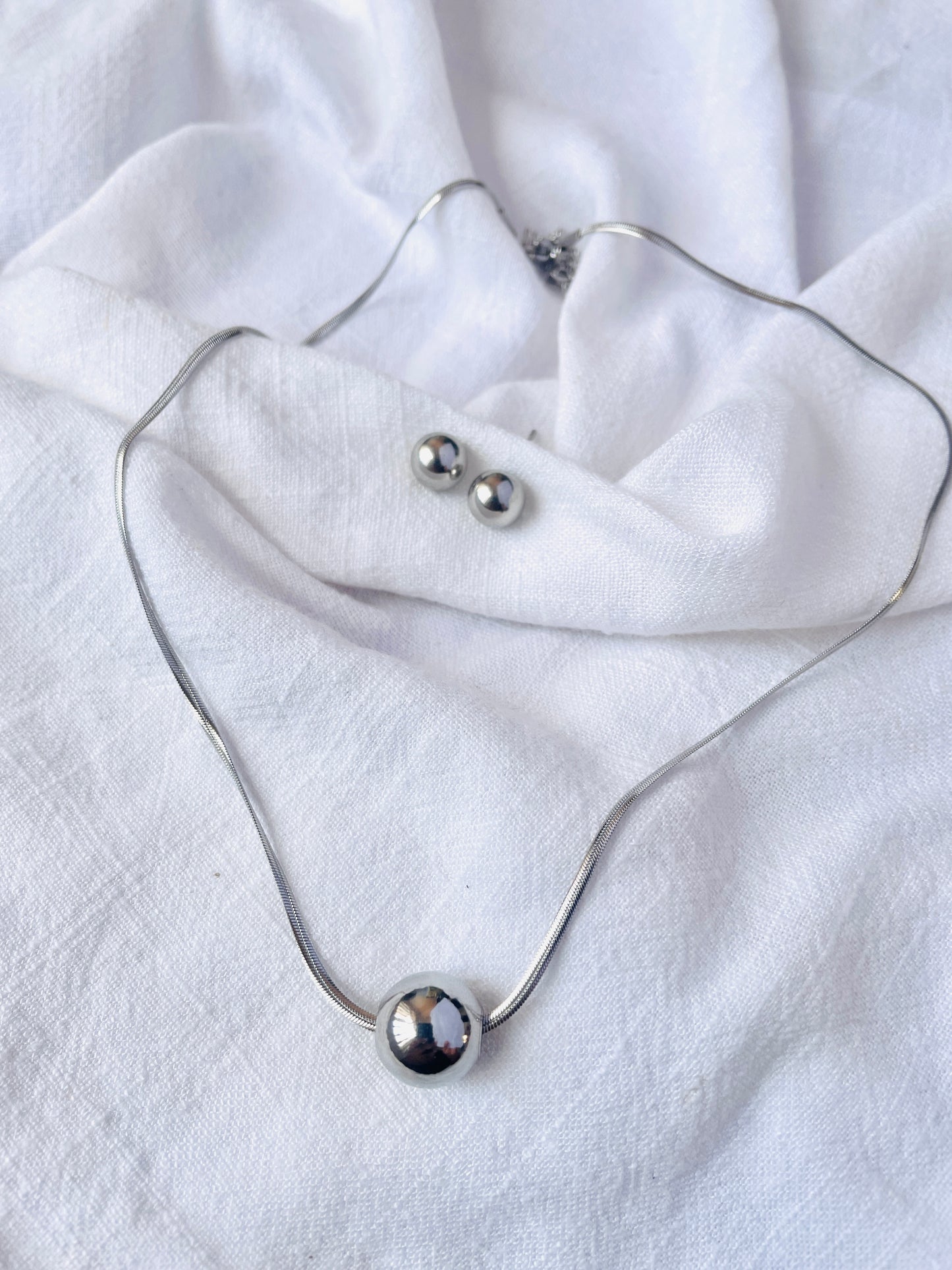 Silver Ball Earring And Necklace Set