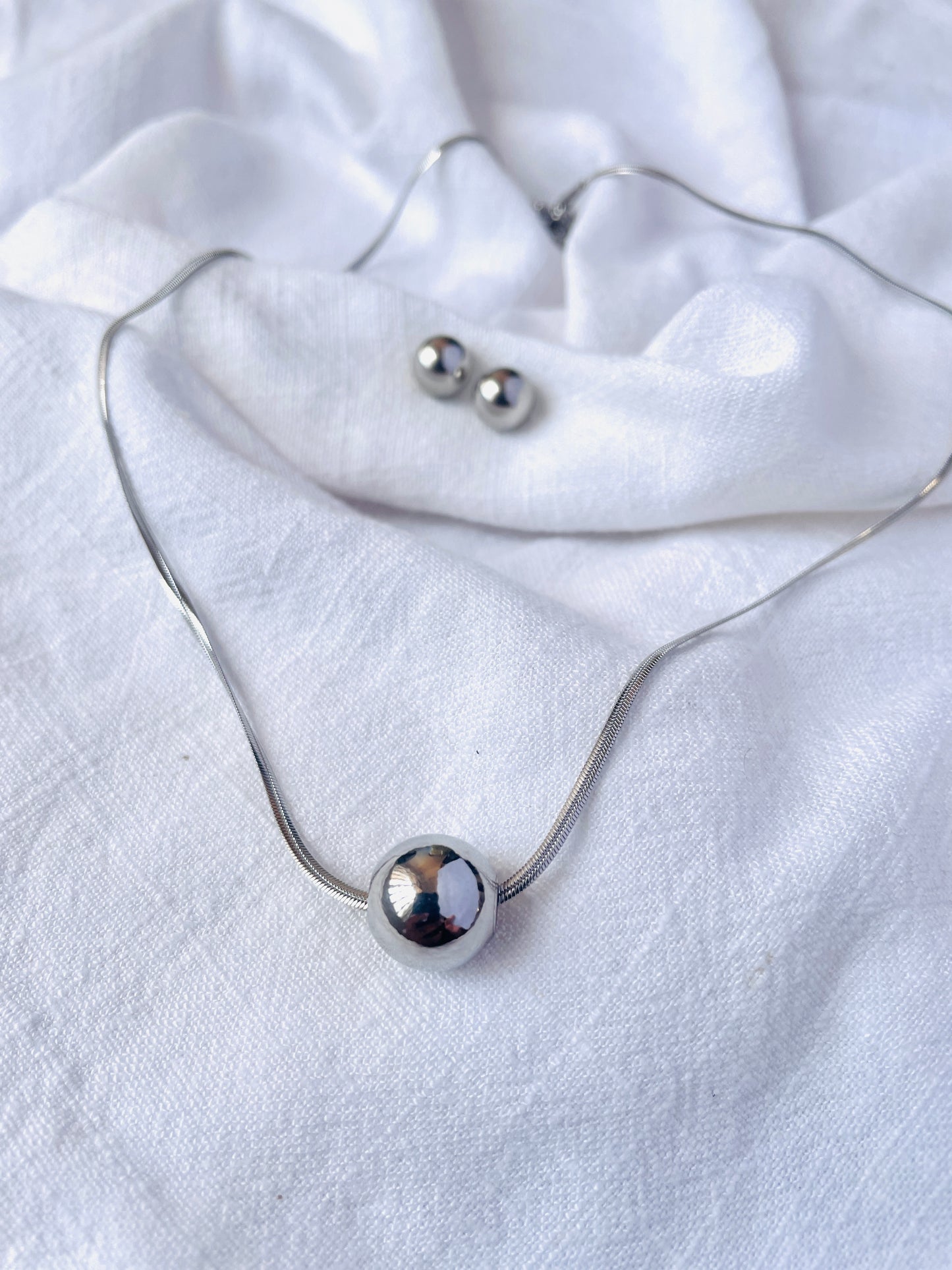 Silver Ball Earring And Necklace Set