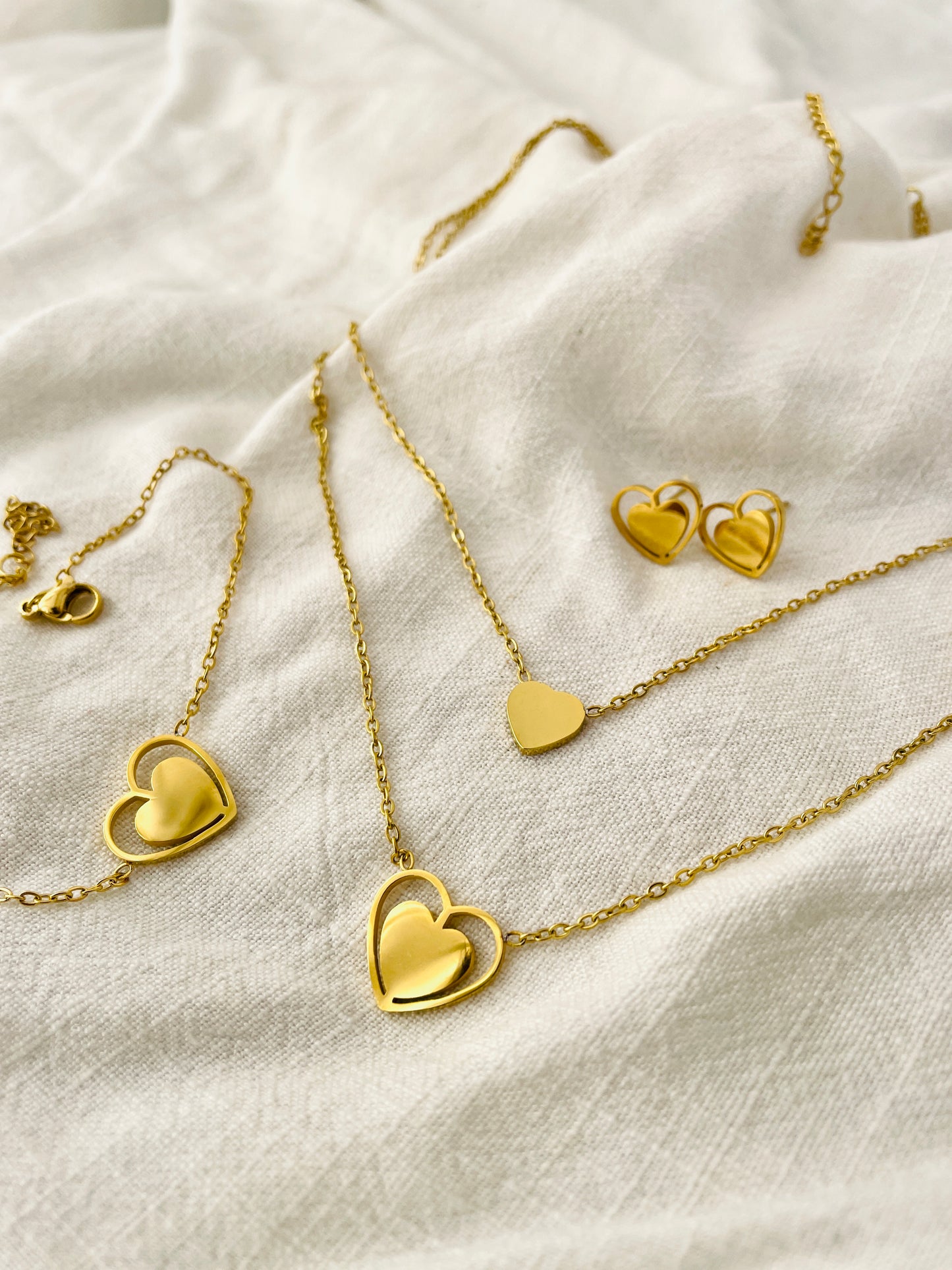 Layered Heart Necklace Set