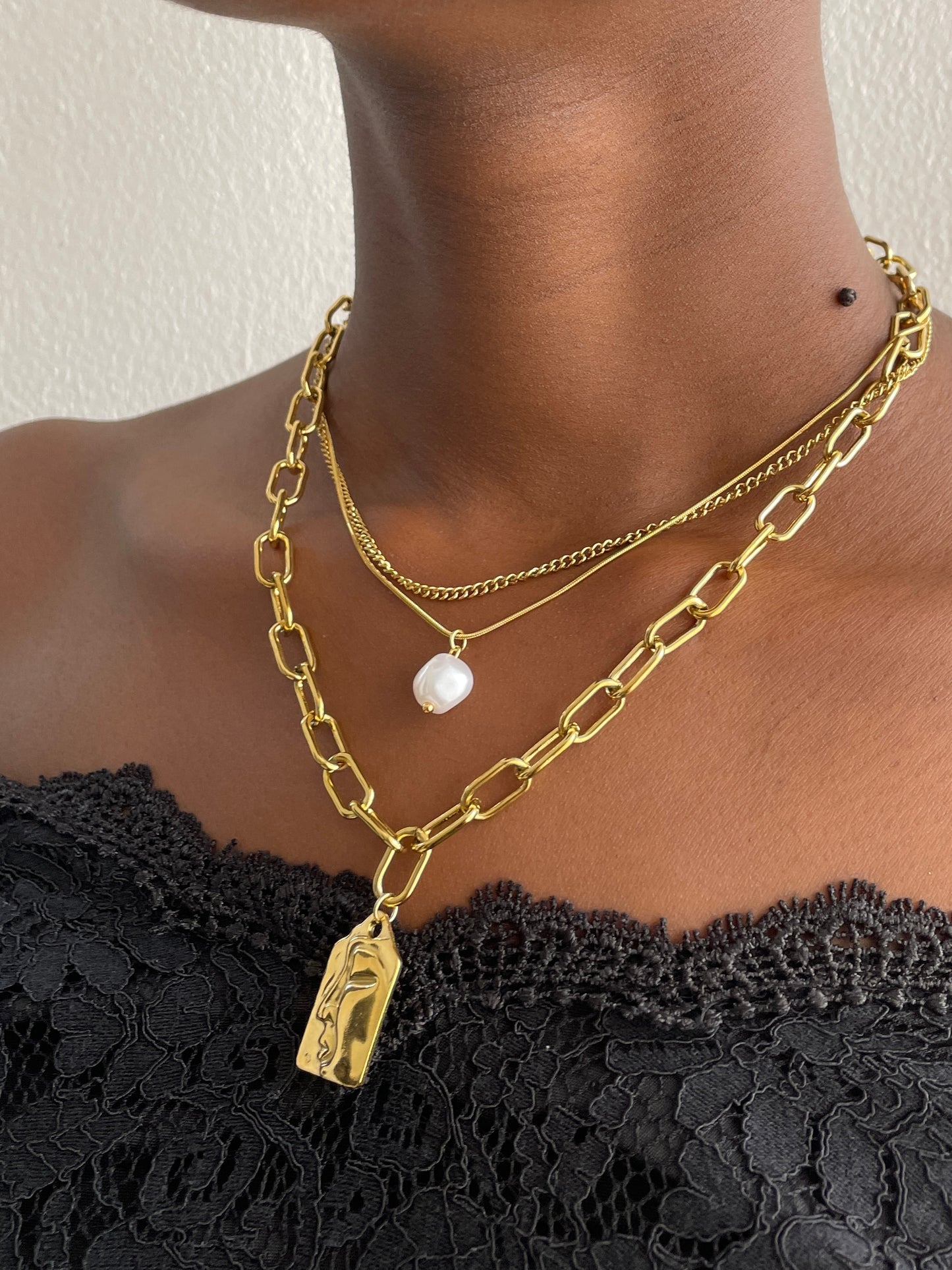 The Oju Necklace